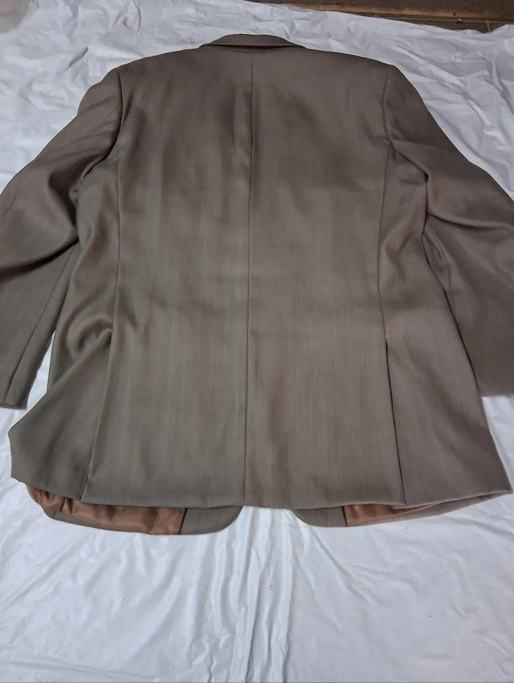 Caravelli Superior 150's Classic Men's Brown Two-Piece Suit - Timeless Styling